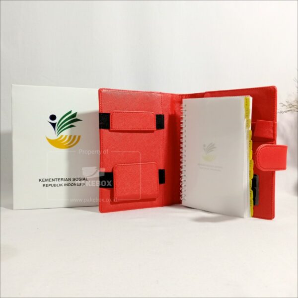 Packaging Box Untuk Buku Agenda Dengan Logo Perusahaan 3