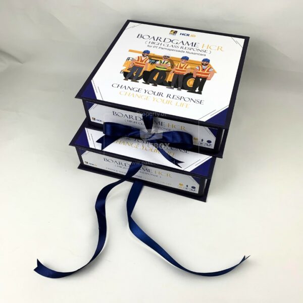 Book Style Box 8