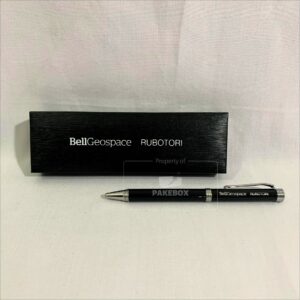 Packaging Box Pulpen Warna Hitam Dengan Pulpen 2