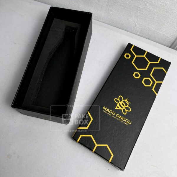 Packaging Berbahan Hardbox Untuk Makanan Dilengkapi Busa Pada Bagian Dalam (5)
