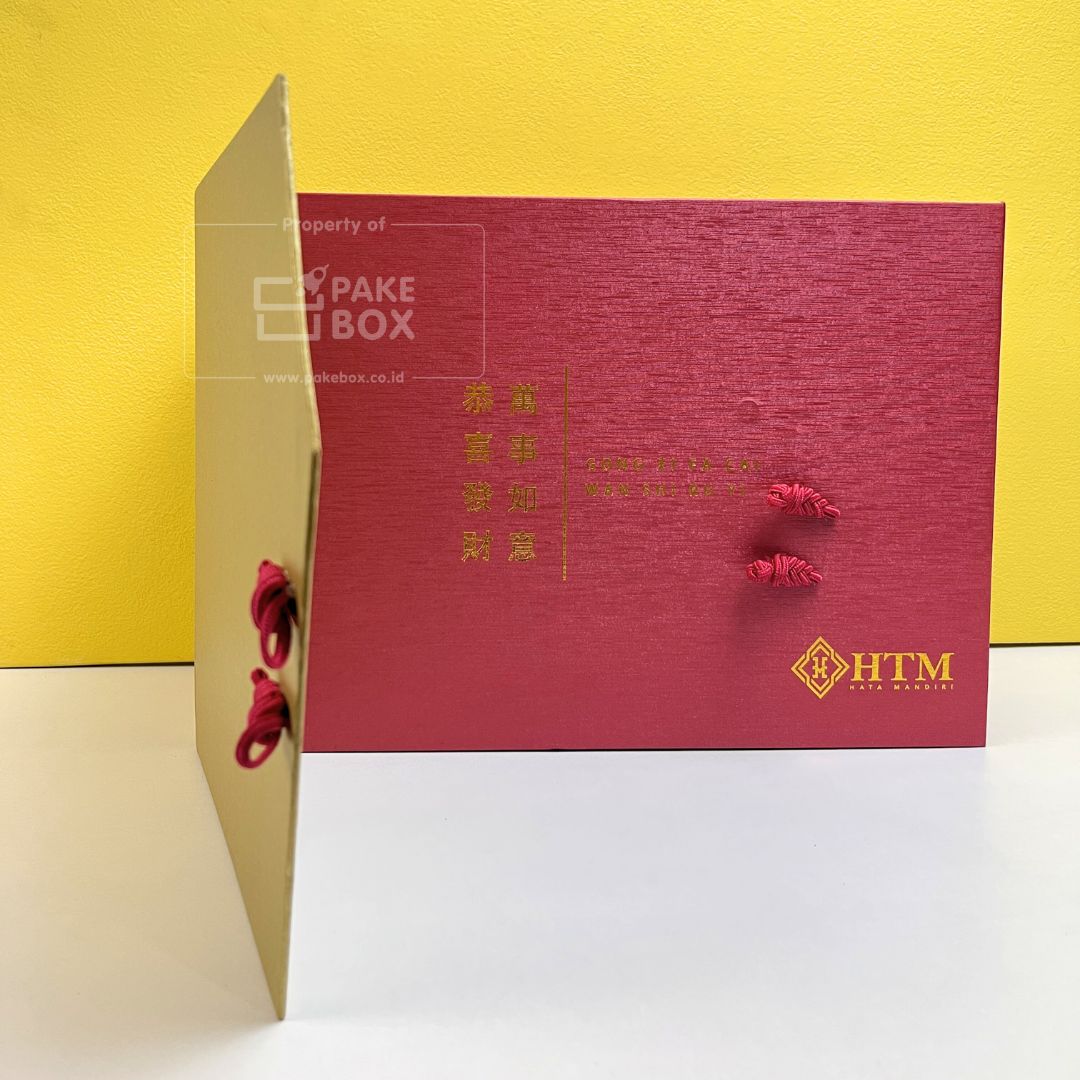 Packaging Bahan Hardbox Untuk Souvenir Gift Acara Holiday HTM Hata Mandiri Model Custom Dengan Pita (1)