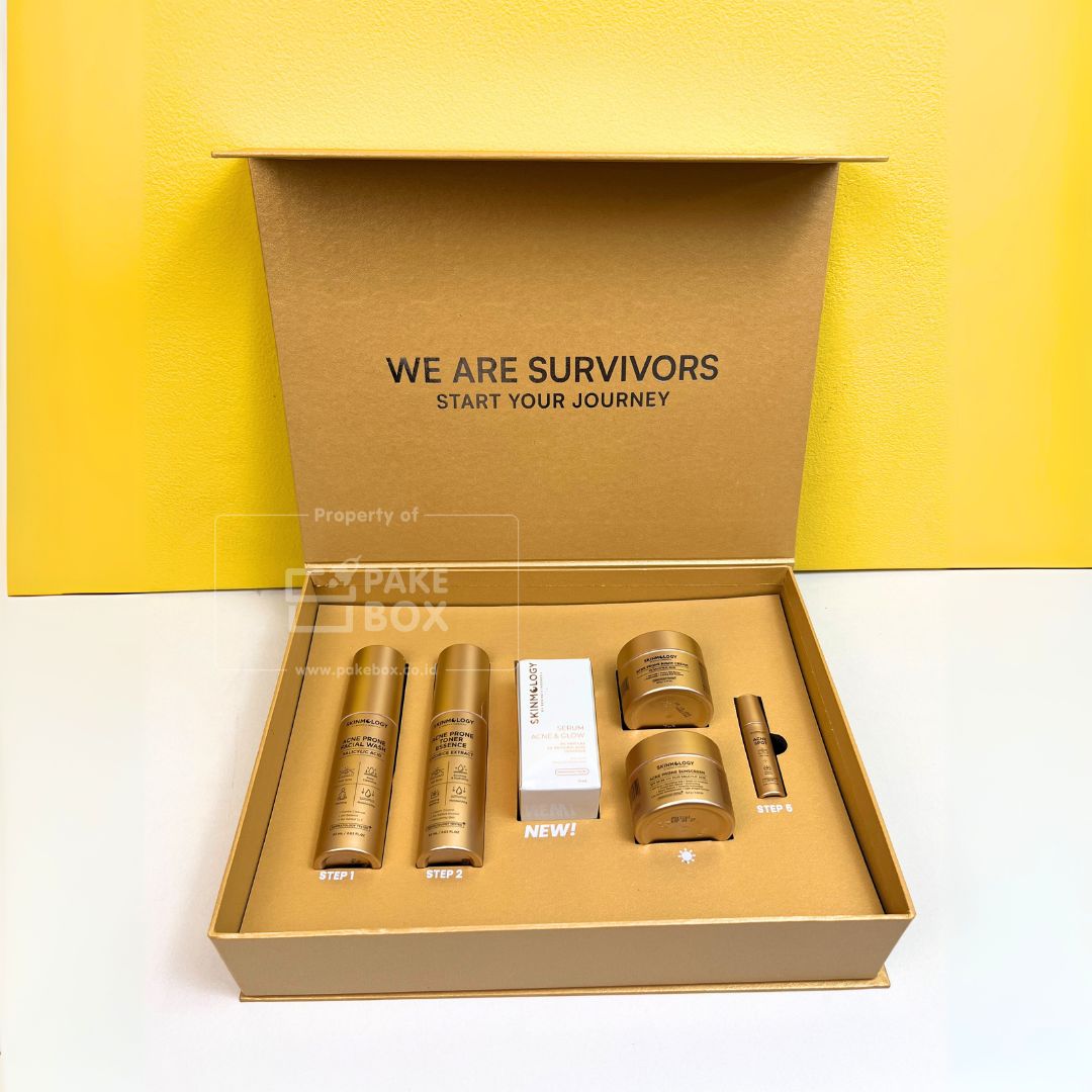 Packaging Box Produk Makeup Skincare Skinmology Model Hardbox Magnet Dengan Partisi (1)