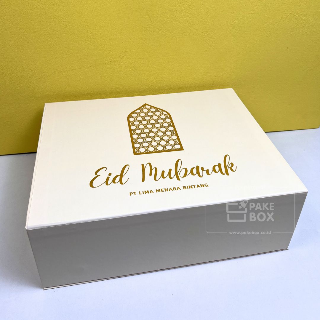 Packaging Gift Spesial Idul Fitri Lima Menara Bintang Hardbox Dengan Magnet (3)
